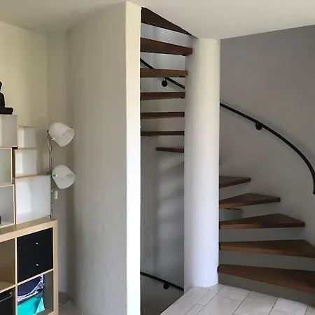 Calm House, 20 Min. From Centre & Holiday home